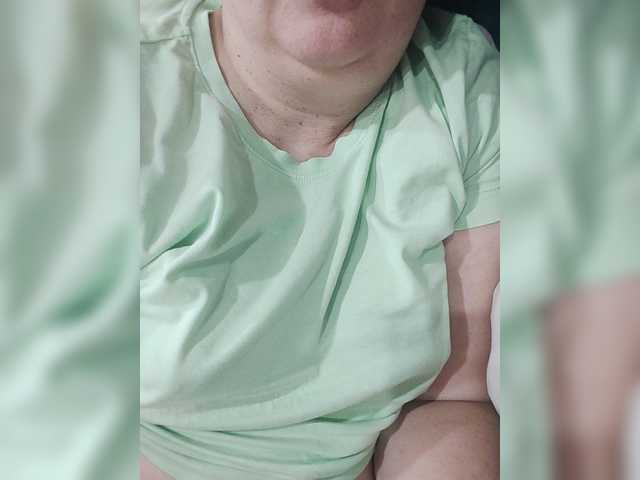 Mia883 live cam on BongaCams