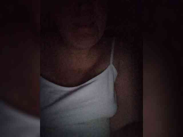 Mia883 webcam