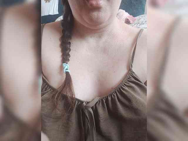 Mia883 webcam