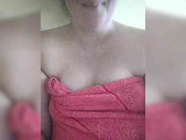 Mia883 webcam