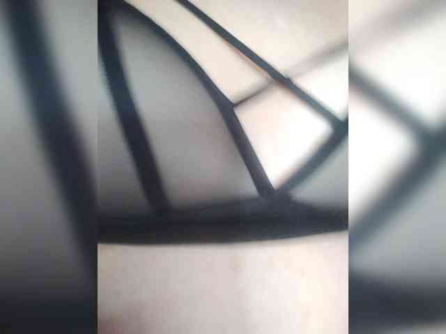 Mia883 webcam