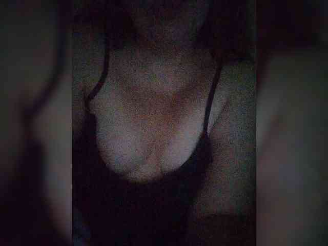 Mia883 webcam