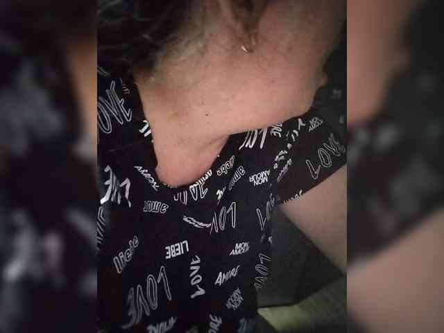 Mia883 webcam
