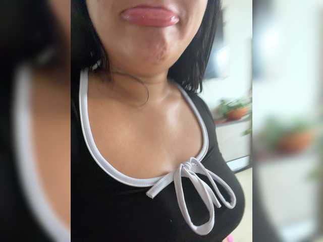 AlisonParcker live cam on BongaCams