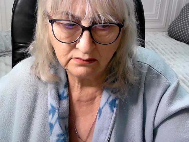 LolkaAlyss live cam preview