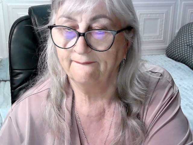 LolkaAlyss's BongaCams show and profile