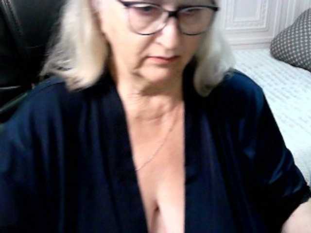 LolkaAlyss live cam preview