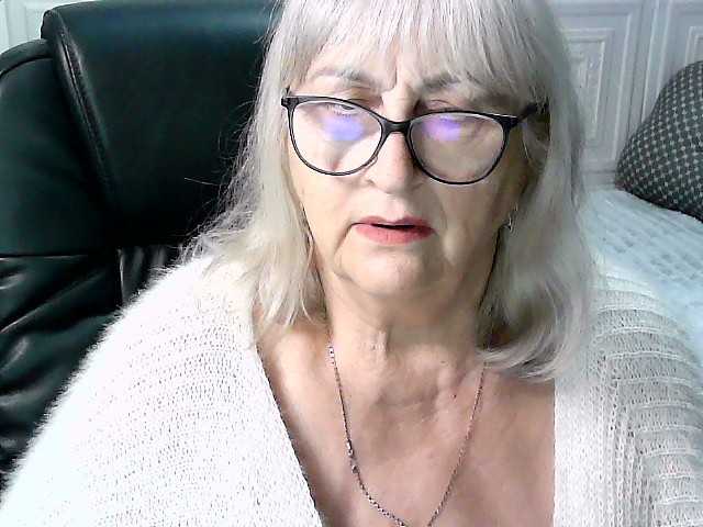 LolkaAlyss live cam preview