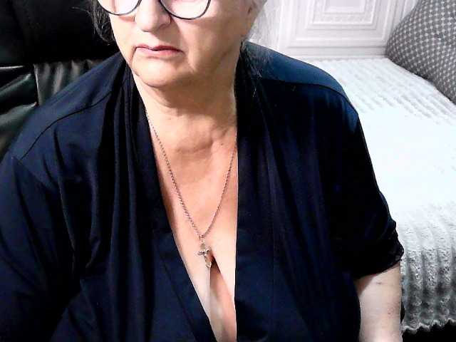 LolkaAlyss live cam preview