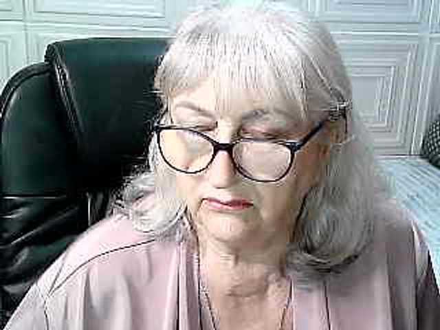 LolkaAlyss live cam preview
