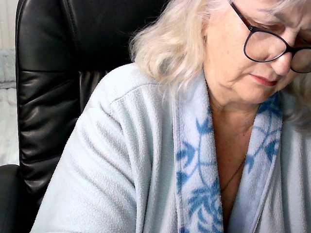 LolkaAlyss live cam preview