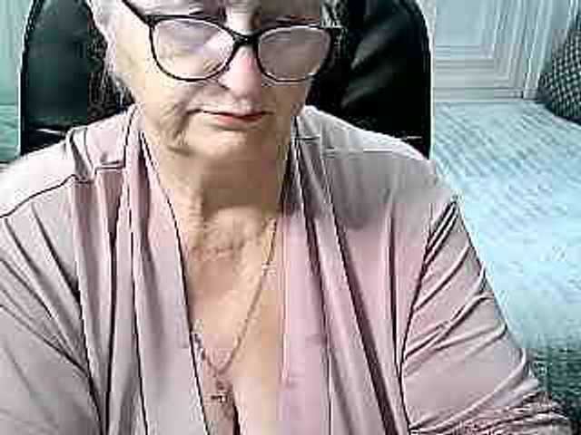 LolkaAlyss live cam on BongaCams