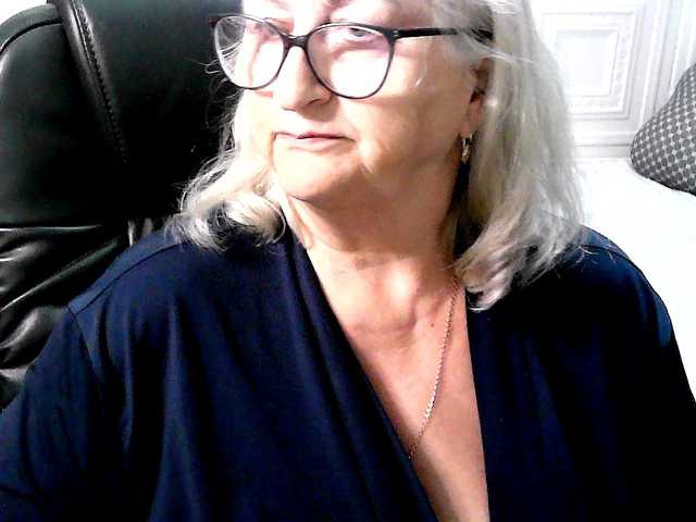 LolkaAlyss live cam preview