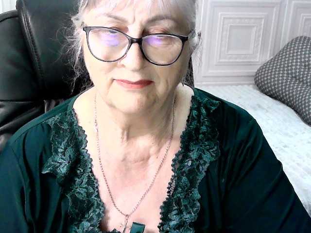 LolkaAlyss's BongaCams show and profile