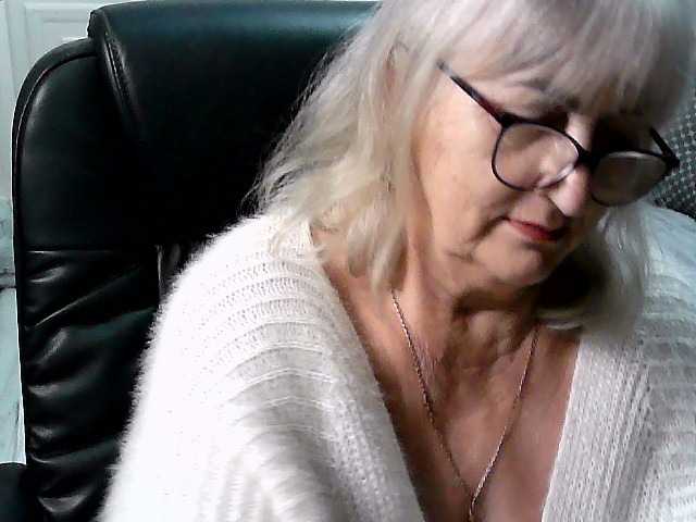 LolkaAlyss live cam preview