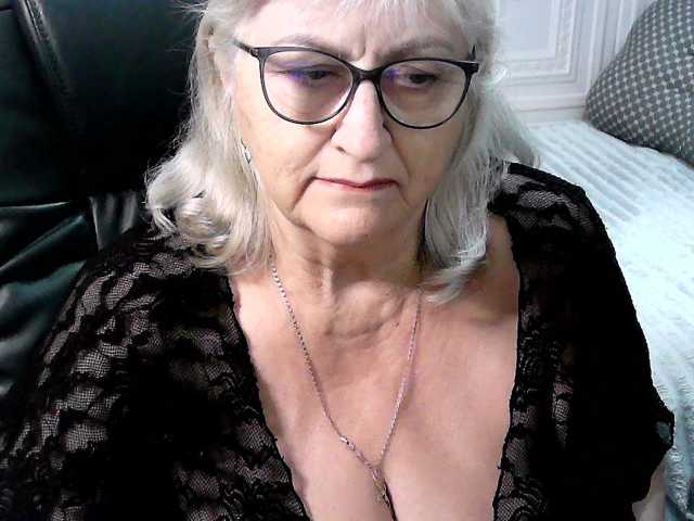 LolkaAlyss live cam preview
