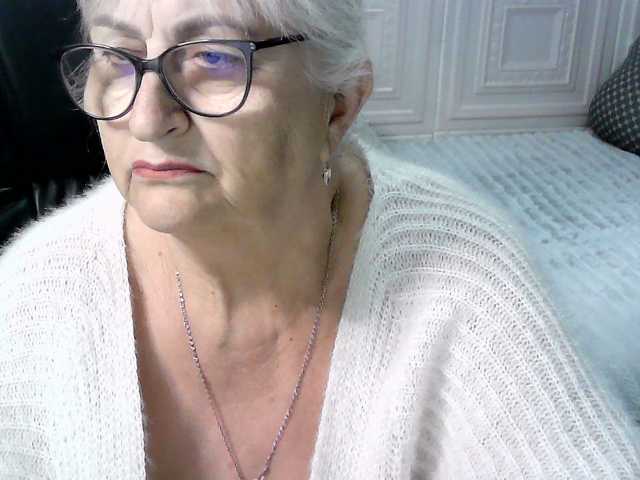 LolkaAlyss live cam preview