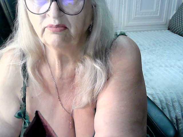 LolkaAlyss live webcam show