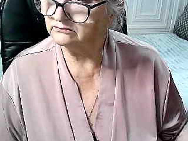 LolkaAlyss live cam preview
