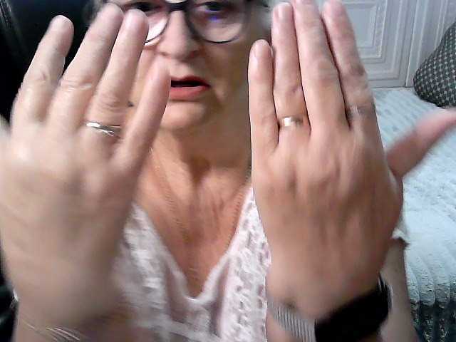 LolkaAlyss live cam on BongaCams