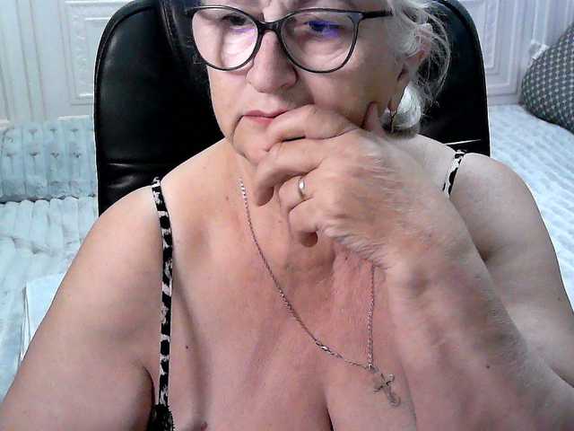 LolkaAlyss live cam on BongaCams