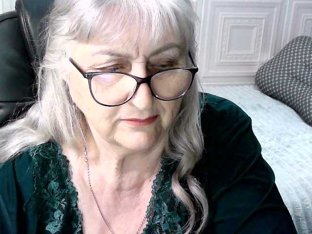 LolkaAlyss's BongaCams show and profile