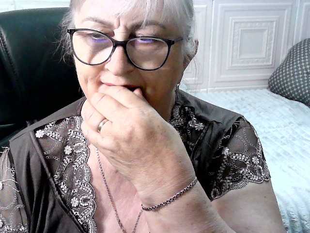 LolkaAlyss's BongaCams show and profile