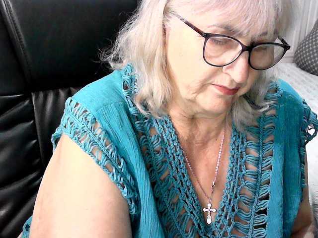 LolkaAlyss live cam preview