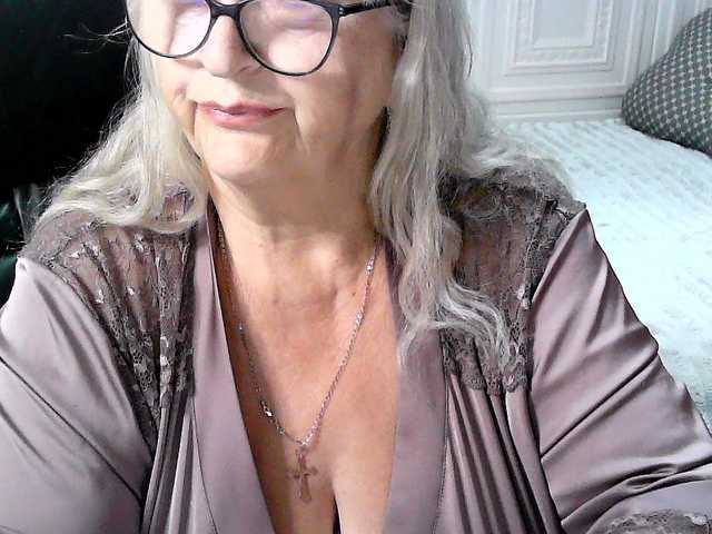 LolkaAlyss live cam on BongaCams