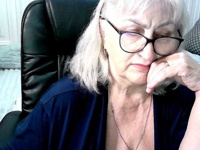 LolkaAlyss live cam preview