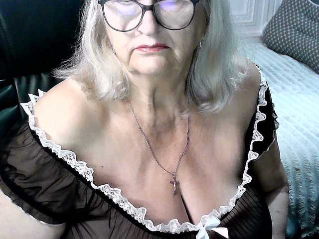 LolkaAlyss — live female cam