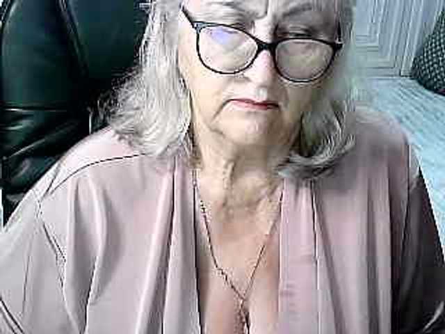 LolkaAlyss live cam on BongaCams