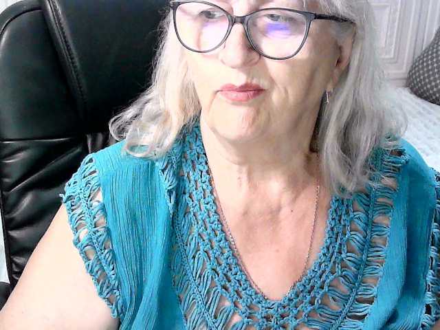 LolkaAlyss live cam preview