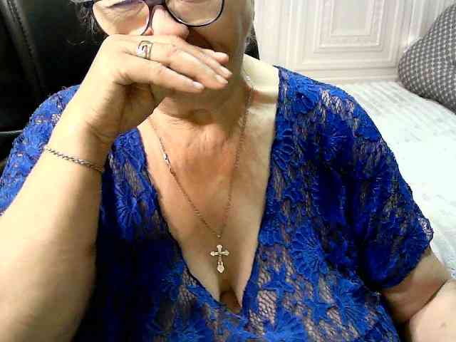 LolkaAlyss webcam