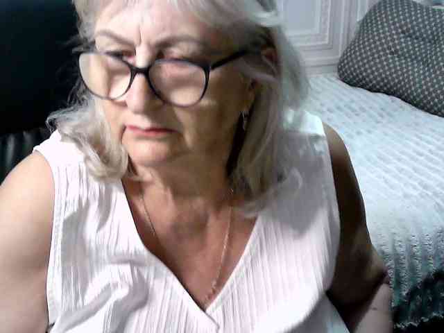 LolkaAlyss webcam