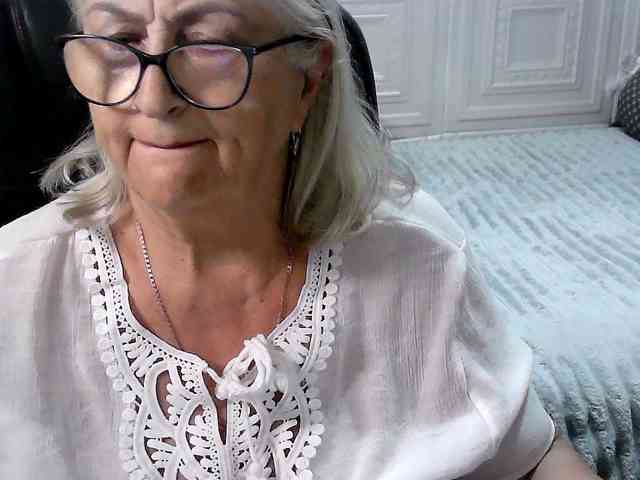 LolkaAlyss webcam