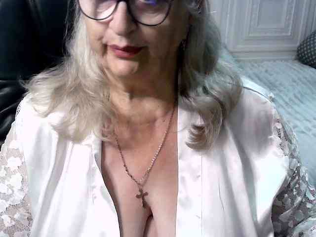 LolkaAlyss webcam