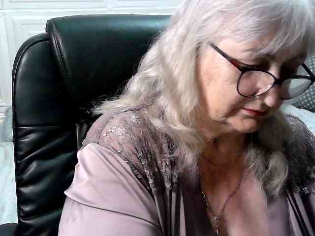 LolkaAlyss webcam