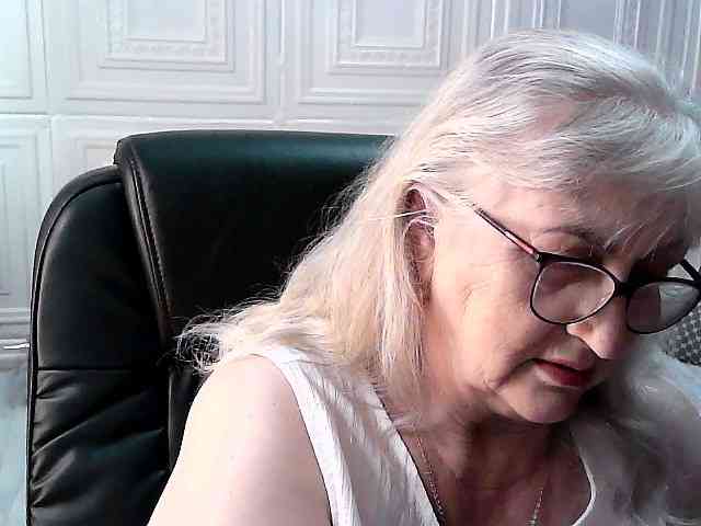 LolkaAlyss webcam