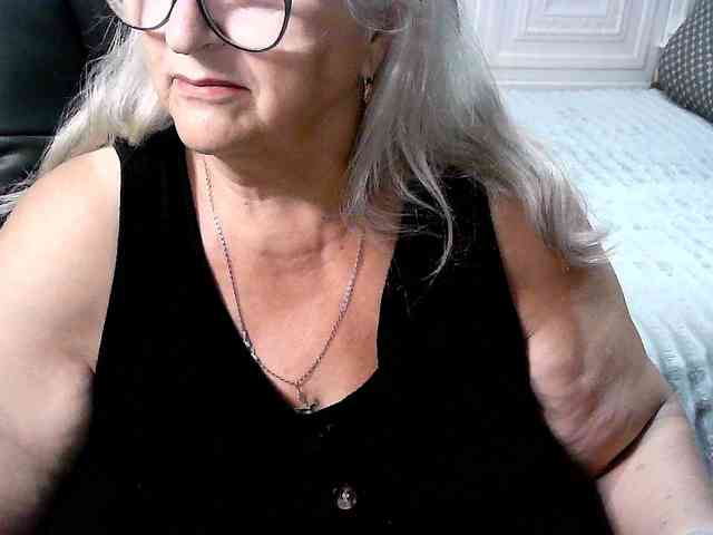 LolkaAlyss webcam