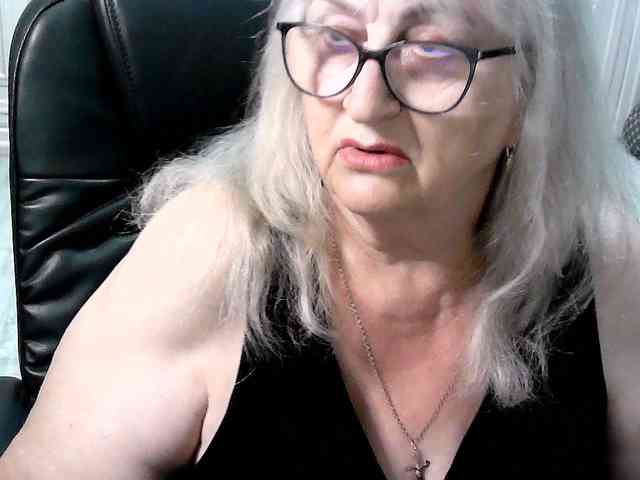 LolkaAlyss webcam