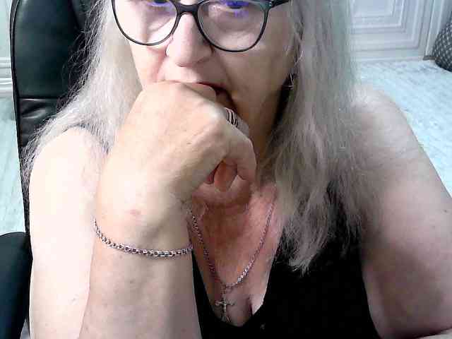 LolkaAlyss webcam