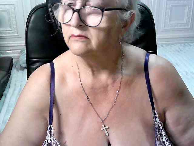 LolkaAlyss webcam