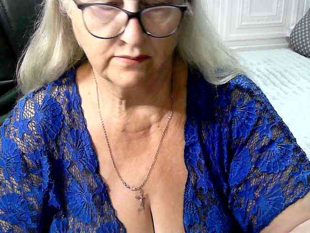 LolkaAlyss webcam