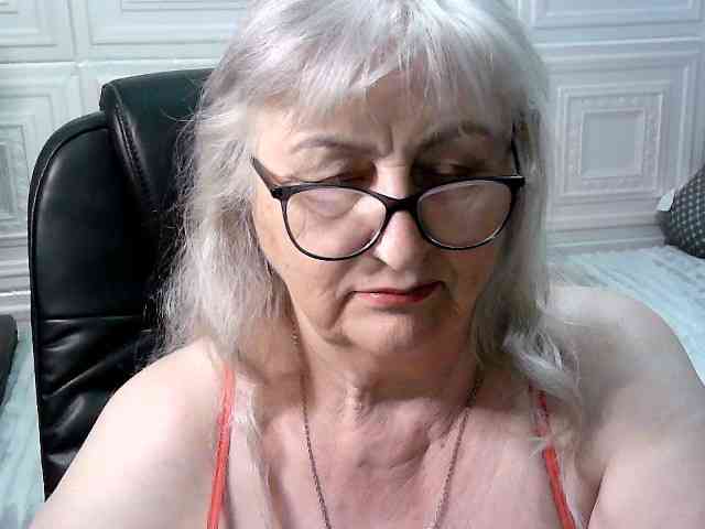 LolkaAlyss webcam