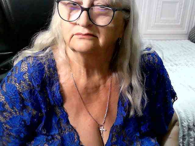 LolkaAlyss webcam