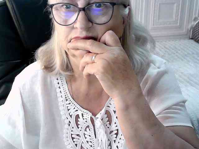 LolkaAlyss webcam