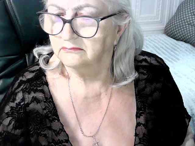 LolkaAlyss webcam
