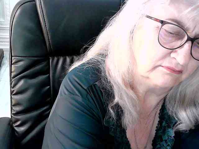 LolkaAlyss webcam