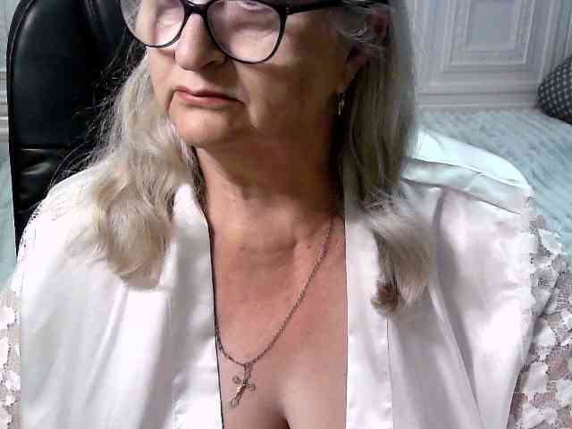 LolkaAlyss webcam